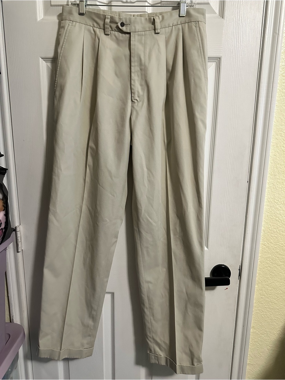 John W. Nordstrom Pleated Men’s Pants in Light Khaki Cuffed Leg 34W X 32L